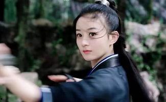 赵丽颖王一博最新爆料衣服,时尚穿搭引发热议！